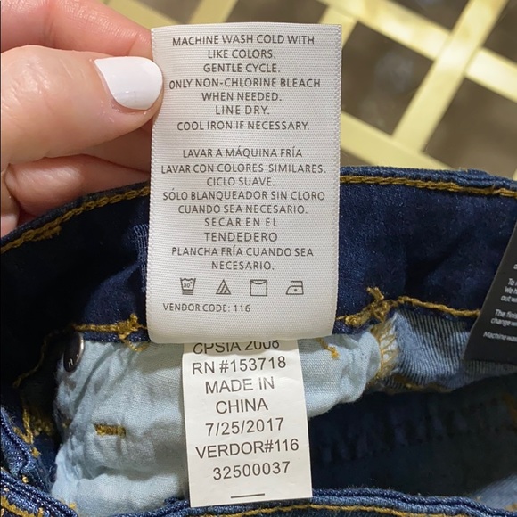 Joe’s Jeans The Brixton Straight and Narrow - Picture 6 of 8